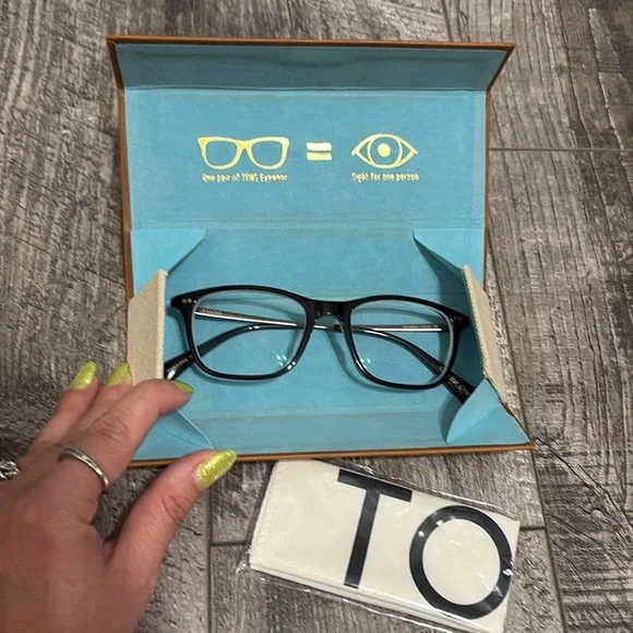 Toms Jenkins Glasses - Picture 7 of 7